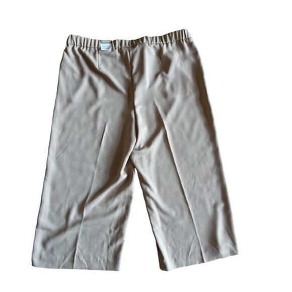 Chico’s Wide Leg Soft Texture Crop Size 20 Plus Mocha Latte Elastic Pockets NWT - Picture 3 of 8